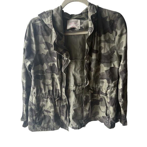 Ashley By 26 International Jackets & Blazers - Ashley Army Green Camo Utility Jacket